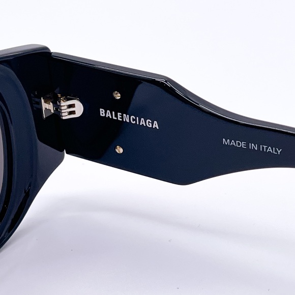 NEW BALENCIAGA BB0070S 006 OVERSIZED BLACK WOMEN SUNGLASSES BALENCIAGA - Picture 13 of 14